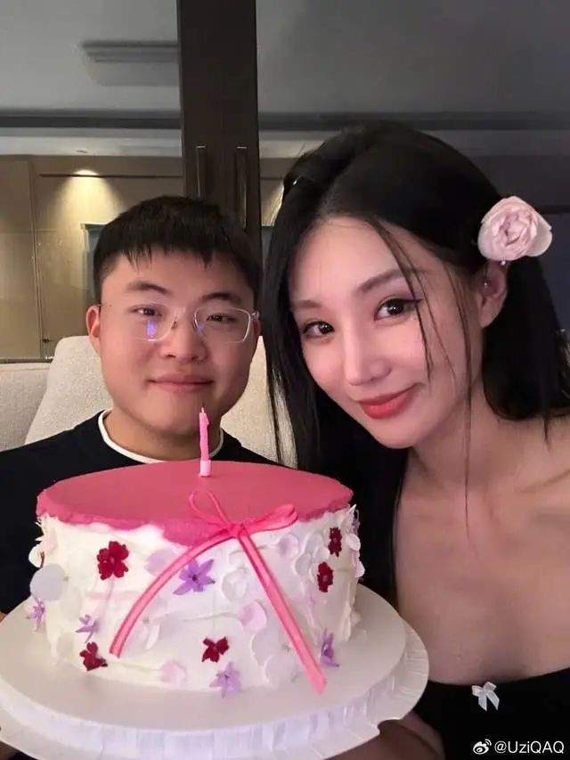 Zi停播真相揭秘！不是為了復(fù)出比賽，他低調(diào)辦了一件大事