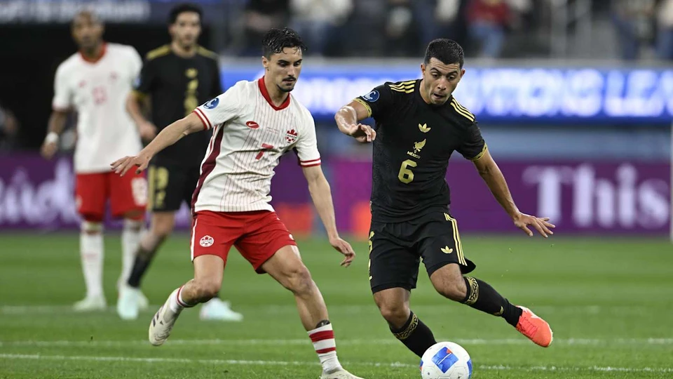 墨西哥2-0擊敗加拿大：展現未來成功的潛力